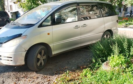 Toyota Estima III рестайлинг -2, 2002 год, 4 500 000 рублей, 3 фотография