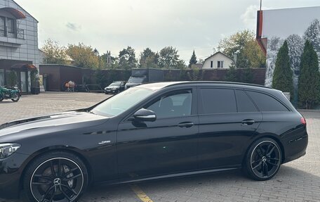 Mercedes-Benz E-Класс, 2020 год, 3 300 000 рублей, 9 фотография