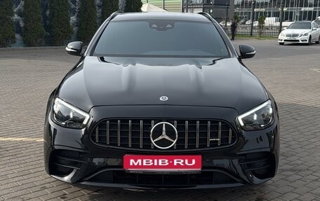 Mercedes-Benz E-Класс, 2020 год, 3 300 000 рублей, 2 фотография