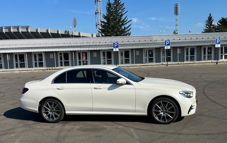 Mercedes-Benz E-Класс, 2021 год, 5 200 000 рублей, 2 фотография