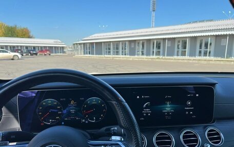 Mercedes-Benz E-Класс, 2021 год, 5 200 000 рублей, 12 фотография