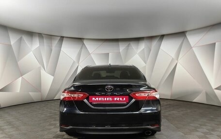 Toyota Camry, 2018 год, 2 775 150 рублей, 8 фотография