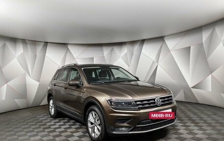 Volkswagen Tiguan II, 2017 год, 2 093 000 рублей, 3 фотография