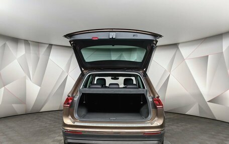 Volkswagen Tiguan II, 2017 год, 2 093 000 рублей, 20 фотография