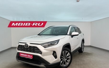 Toyota RAV4, 2020 год, 3 700 000 рублей, 1 фотография
