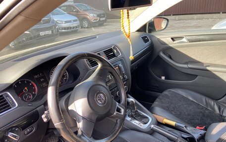 Volkswagen Jetta VI, 2014 год, 750 000 рублей, 6 фотография