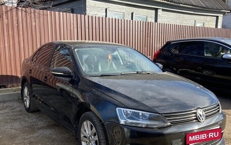 Volkswagen Jetta VI, 2014 год, 750 000 рублей, 2 фотография