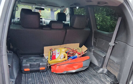 Toyota Land Cruiser Prado 120 рестайлинг, 2006 год, 1 800 000 рублей, 11 фотография