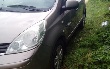 Nissan Note II рестайлинг, 2011 год, 670 000 рублей, 2 фотография