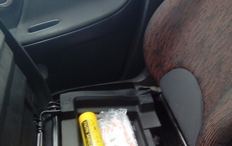 Nissan Note II рестайлинг, 2011 год, 670 000 рублей, 15 фотография