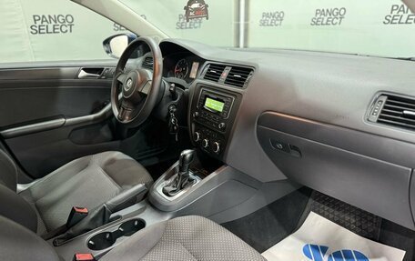Volkswagen Jetta VI, 2014 год, 1 240 000 рублей, 16 фотография