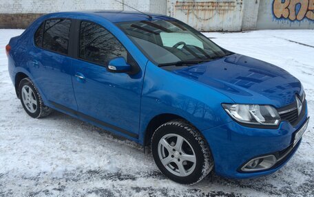 Renault Logan II, 2015 год, 440 000 рублей, 2 фотография