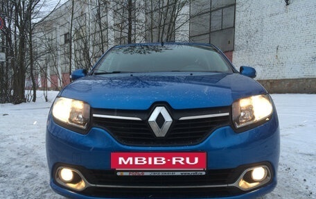 Renault Logan II, 2015 год, 440 000 рублей, 3 фотография