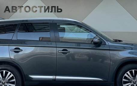 Mitsubishi Outlander III рестайлинг 3, 2019 год, 1 929 000 рублей, 6 фотография