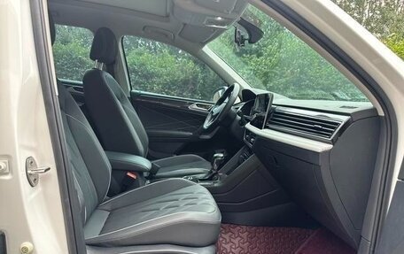 Volkswagen Tiguan II, 2021 год, 2 000 000 рублей, 20 фотография