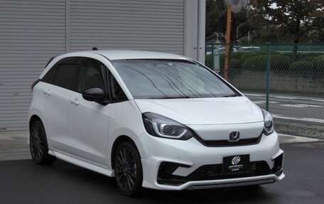 Honda Fit, 2021 год, 1 000 000 рублей, 4 фотография