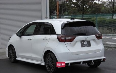 Honda Fit, 2021 год, 1 000 000 рублей, 8 фотография