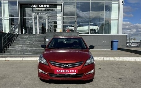 Hyundai Solaris II рестайлинг, 2015 год, 930 000 рублей, 2 фотография