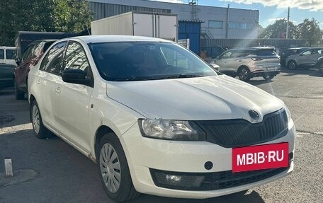 Skoda Rapid I, 2015 год, 599 000 рублей, 3 фотография