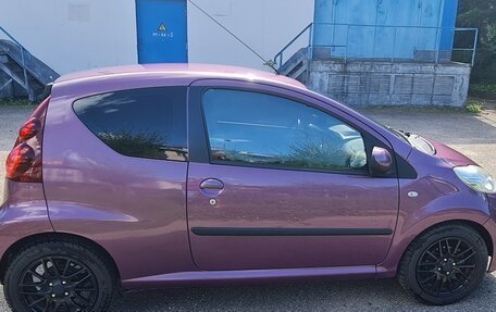 Peugeot 107 I рестайлинг, 2013 год, 500 000 рублей, 4 фотография