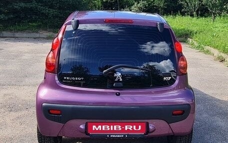 Peugeot 107 I рестайлинг, 2013 год, 500 000 рублей, 2 фотография