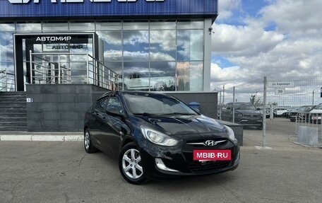 Hyundai Solaris II рестайлинг, 2013 год, 850 000 рублей, 3 фотография