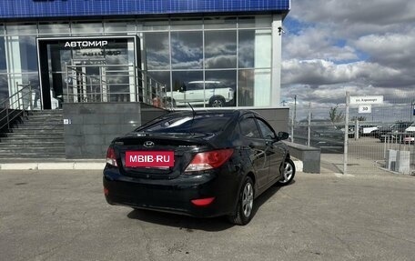 Hyundai Solaris II рестайлинг, 2013 год, 850 000 рублей, 5 фотография