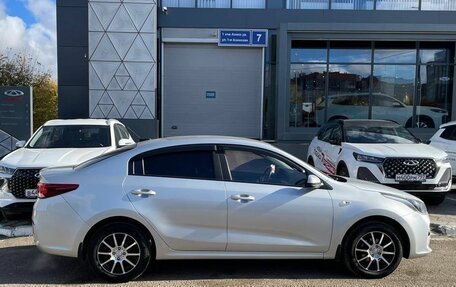 KIA Rio IV, 2018 год, 1 345 000 рублей, 6 фотография