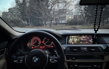BMW 5 серия, 2015 год, 2 300 000 рублей, 6 фотография