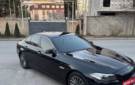 BMW 5 серия, 2015 год, 2 300 000 рублей, 2 фотография