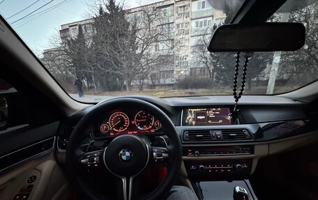 BMW 5 серия, 2015 год, 2 300 000 рублей, 9 фотография