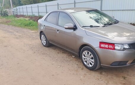 KIA Cerato III, 2010 год, 690 000 рублей, 2 фотография