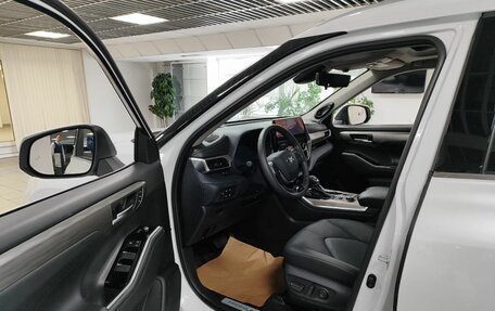 Toyota Highlander, 2025 год, 5 949 000 рублей, 5 фотография