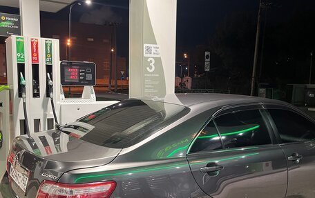Toyota Camry, 2010 год, 1 050 000 рублей, 10 фотография