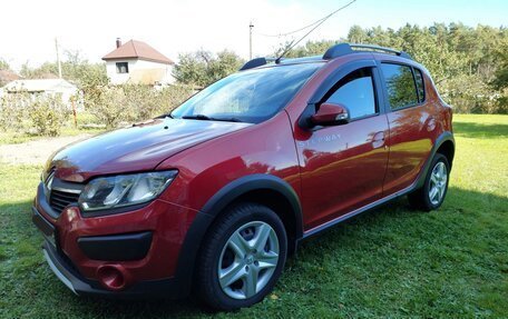 Renault Sandero II рестайлинг, 2017 год, 1 000 000 рублей, 5 фотография