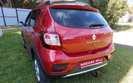 Renault Sandero II рестайлинг, 2017 год, 1 000 000 рублей, 2 фотография