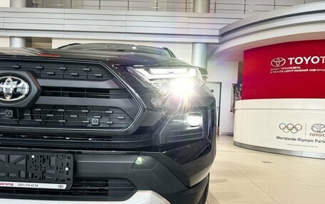 Toyota RAV4, 2025 год, 4 600 000 рублей, 4 фотография