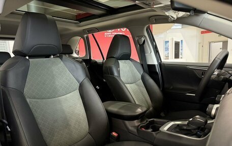 Toyota RAV4, 2025 год, 4 600 000 рублей, 11 фотография