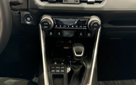 Toyota RAV4, 2025 год, 4 600 000 рублей, 8 фотография