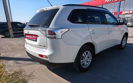 Mitsubishi Outlander III рестайлинг 3, 2013 год, 1 270 000 рублей, 5 фотография