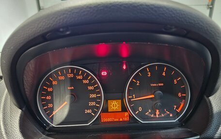 BMW 1 серия, 2010 год, 559 000 рублей, 7 фотография