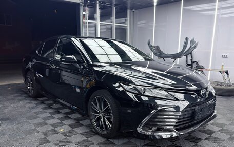 Toyota Camry, 2023 год, 3 900 000 рублей, 5 фотография