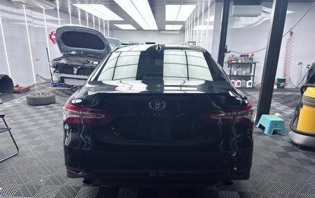 Toyota Camry, 2023 год, 3 900 000 рублей, 3 фотография