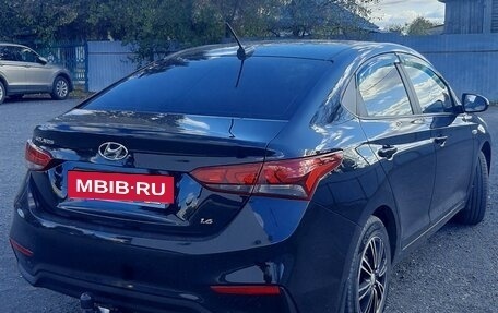 Hyundai Solaris II рестайлинг, 2018 год, 1 450 000 рублей, 3 фотография