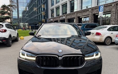 BMW 5 серия, 2019 год, 3 820 000 рублей, 2 фотография