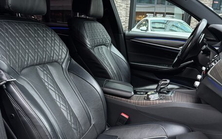 BMW 5 серия, 2019 год, 3 820 000 рублей, 14 фотография