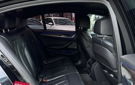 BMW 5 серия, 2019 год, 3 820 000 рублей, 16 фотография