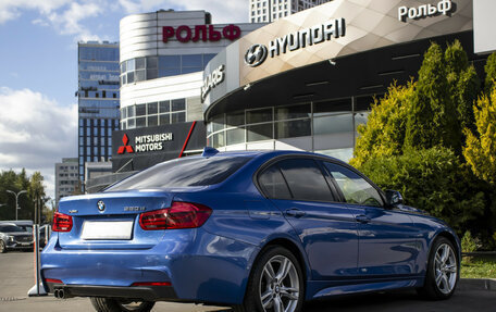 BMW 3 серия, 2018 год, 2 542 000 рублей, 5 фотография