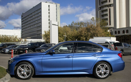 BMW 3 серия, 2018 год, 2 542 000 рублей, 8 фотография