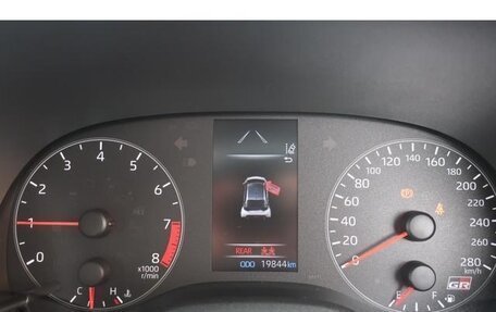 Toyota Yaris, 2022 год, 2 250 007 рублей, 22 фотография